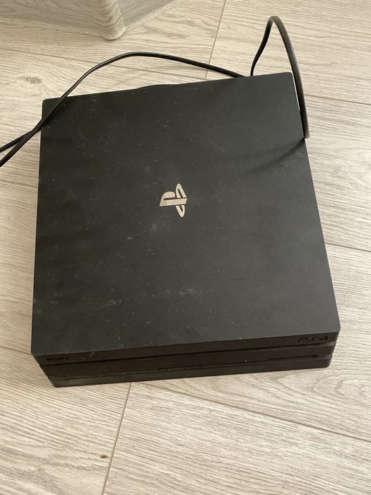 Play station 4 pro sotiladi