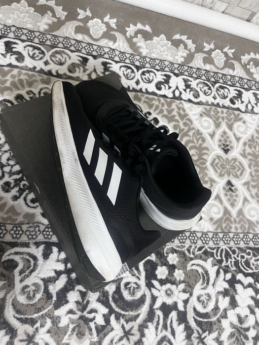 Продам крооссовки