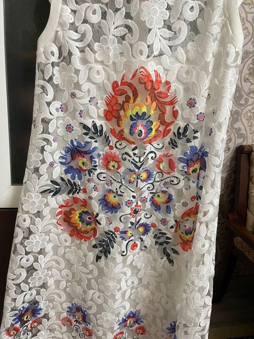 Женский койне сотилади