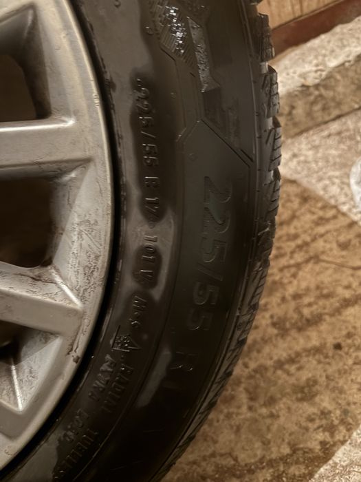 Зимни гуми 225/55/R17 с джанти