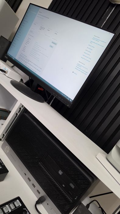 PC unitate desktop HP ProDesk 600 G4 Tower, procesor i7 8700T 2.40GHz, 64GB Ram, 460GB SSD

1800 lei