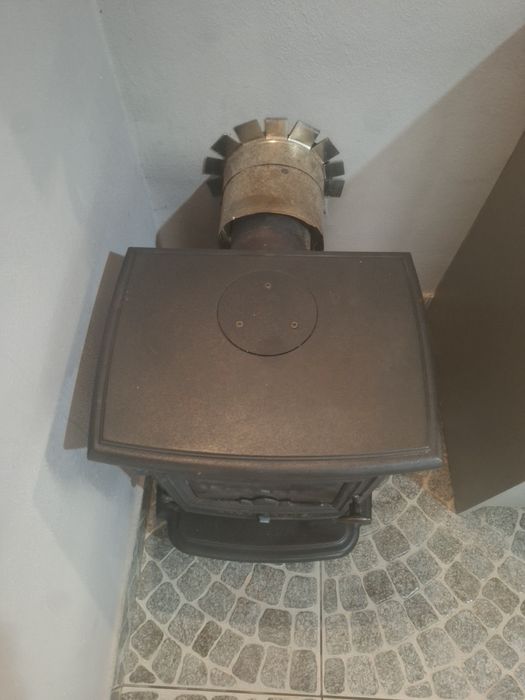 Soba pe lemne  foarte eficienta