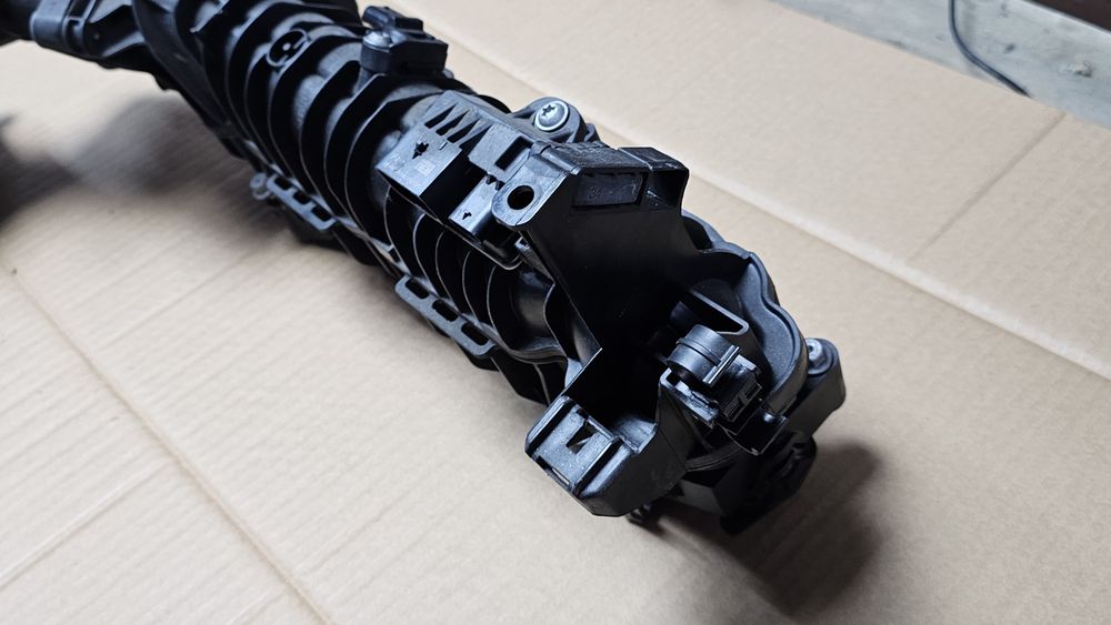 Колектор бмв 143 кс без вихрови клапи bmw н47д20ц n47d20c