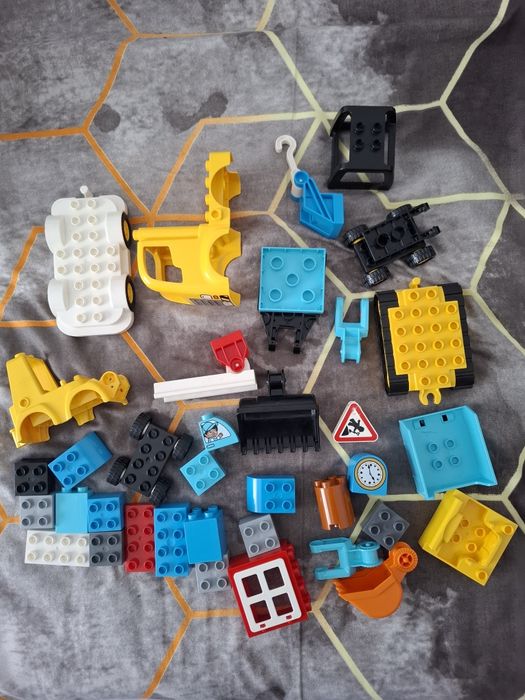 Lot lego duplo: 2 trenuri + masini