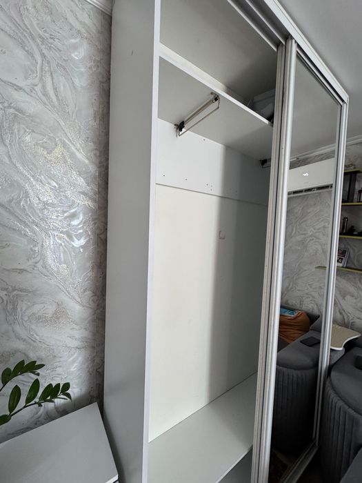 Продам шкаф в хорошем состоянии