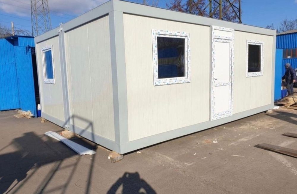 Container modular sanitar