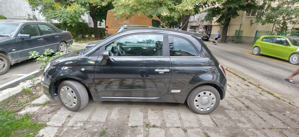 Продава Фиат 500