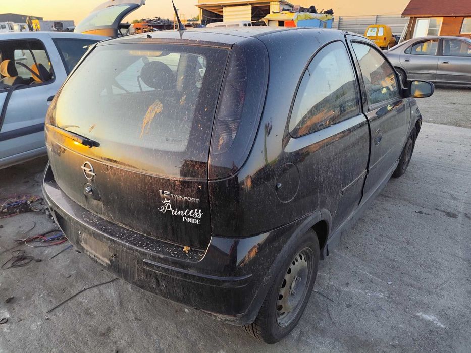 Opel Corsa 1.2 - 80к.с - 2006г. на части