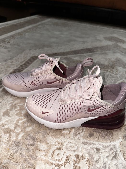 Incaltaminte Nike Air 270C