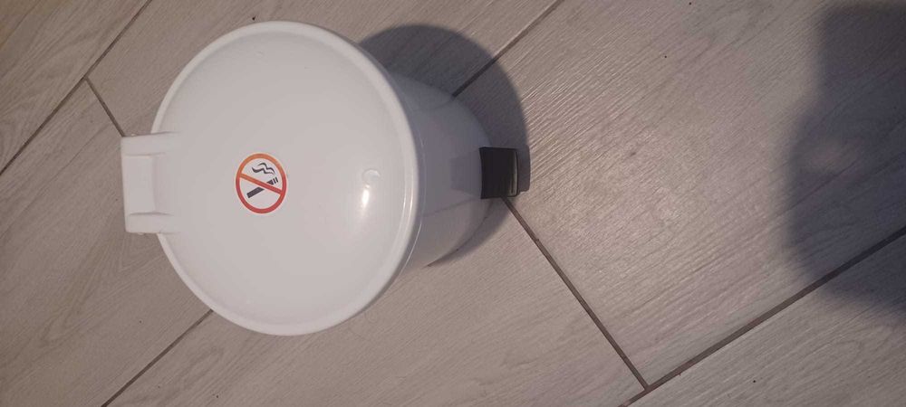 Cos de gunoi 5L cu pedala pentru Birou,Dormitor,bucateria,baie 21X20cm