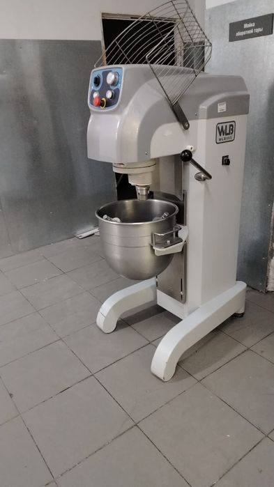 Миксер планетарный