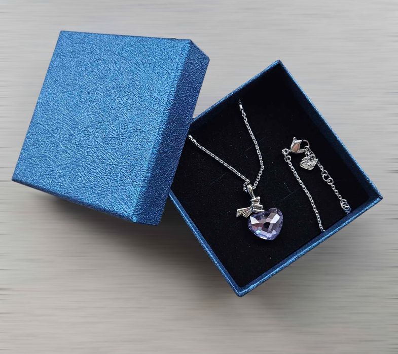 Swarovski колие със сърце
