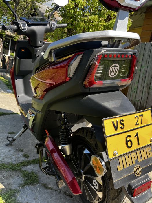 Vand scuter electric 2,2 kw .25 km/h