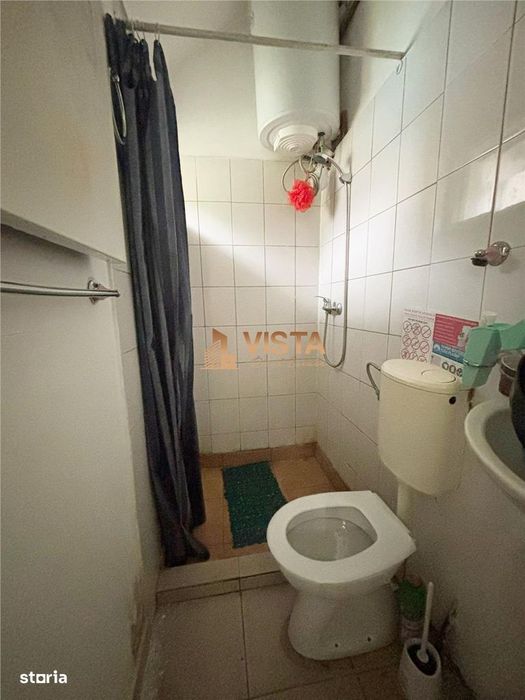 Casa de renovat,  7 camere, 3 bai, 300mp teren, zona Centrala, Matei B