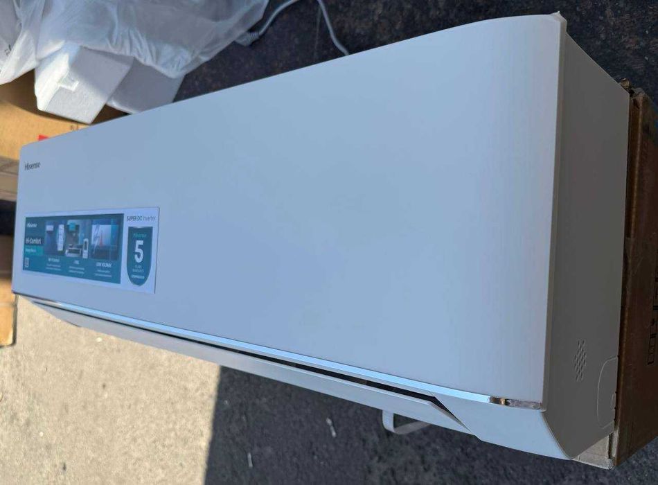 Кондиционер Hisense Hi-Comfort 12 DC Inverter WI-Fi Low-Voltage