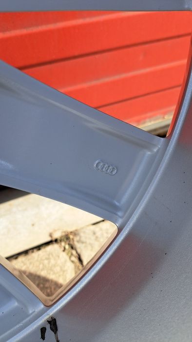 Оригинални джанти за Ауди 18 цола ЕТ26 гуми 245 45 18