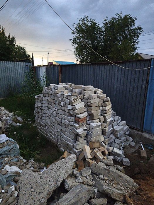 Отдам кирпичи бесплатно