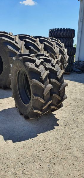 13.6-26 cauciucuri noi cu 10Ply pentru zone mlastinoase AGM2