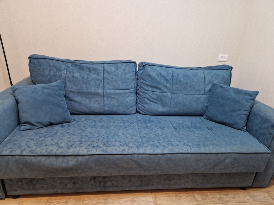 Продам диван в отличном состоянии!