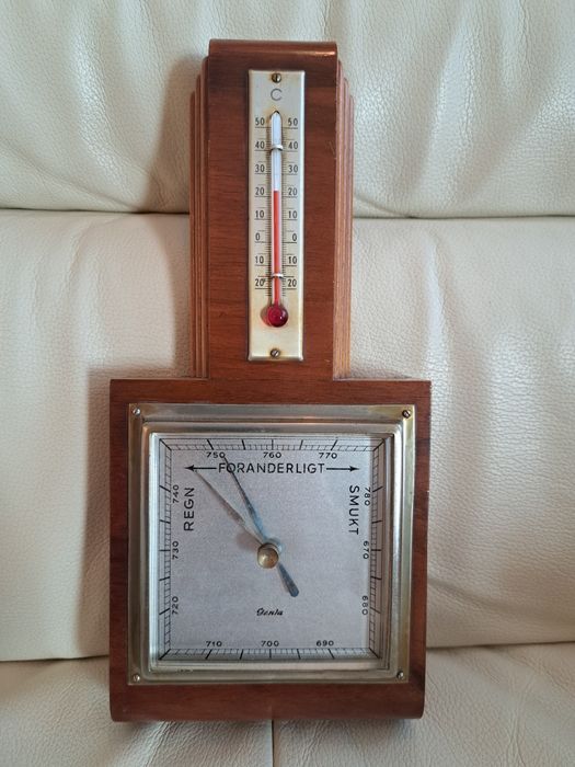 Vand barometru cu termometru