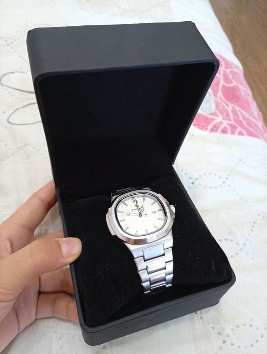 Продам оригинальные часы Poedagar 613