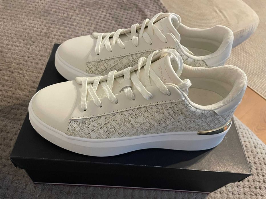 Tommy Hilfiger Pantofi sport- Estefania II 3A nr 40