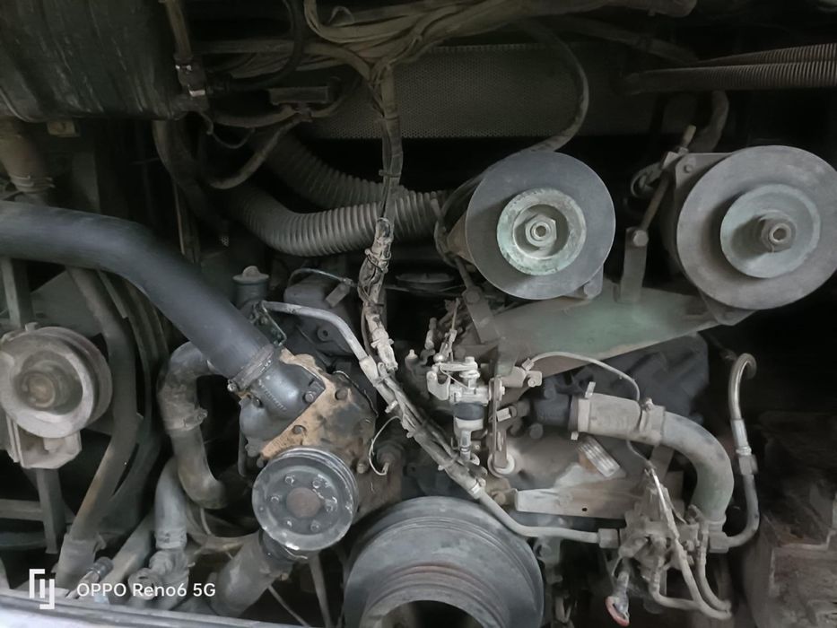 Motor Mercedes Benz V8 OM 422