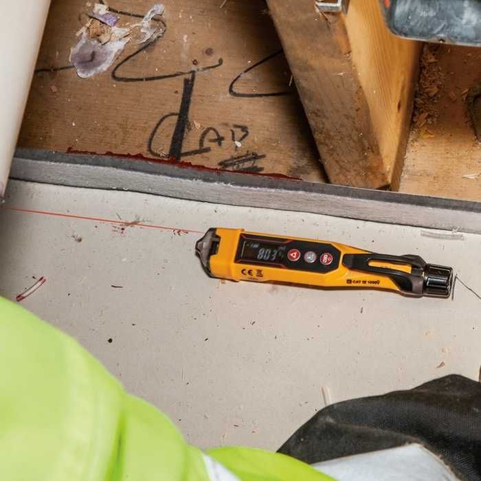 Detector de tensiune non contact Klein NCVT6 cu distanțimetru cu laser