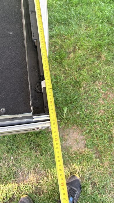 Flightcase consola dj , URGENT !se poate utiliza cu orice tip de consola cu , 4 canale 2 canale