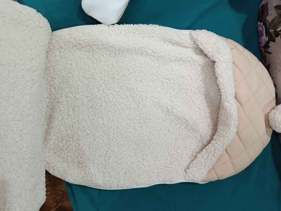 Продам конверт на выписку