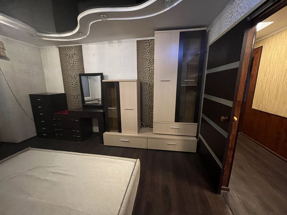 Продам мебель б/у срочно