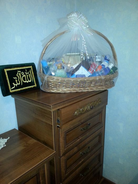 Mebel sotiladi. Holati zor.