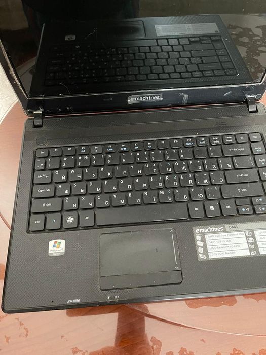 Ноутбук Emachines