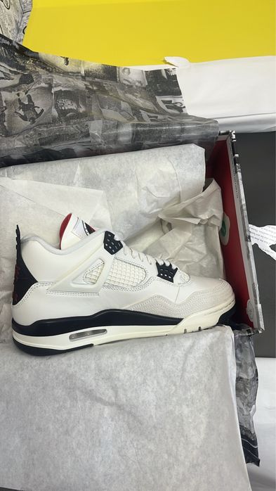 Air jordan 4 Retro Flight Club