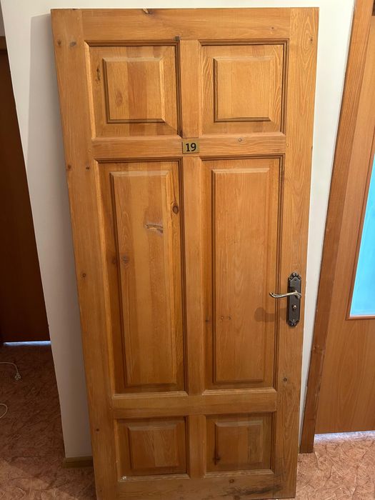 Срочно ! Продам дверь