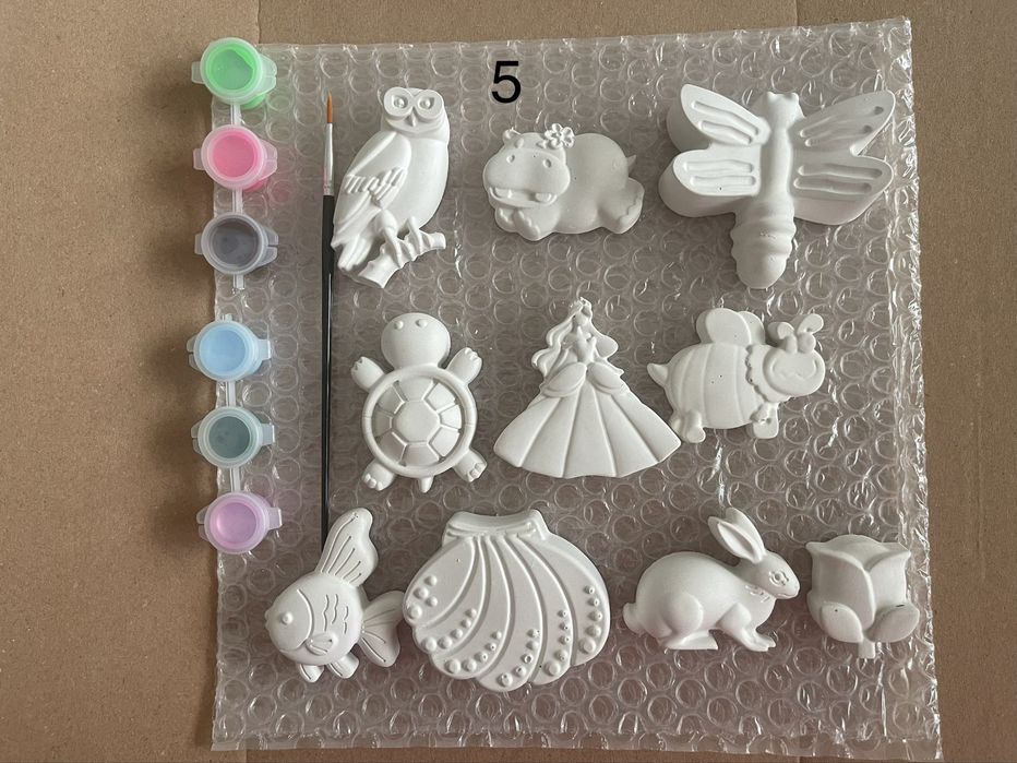 Seturi figurine ipsos