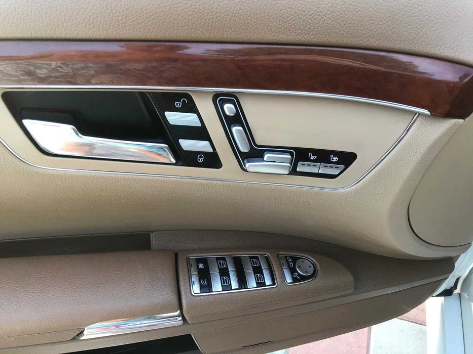 vand Mercedes S Class 4 Matic