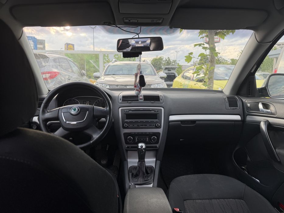 SKODA Octavia 2010 — imagine 4