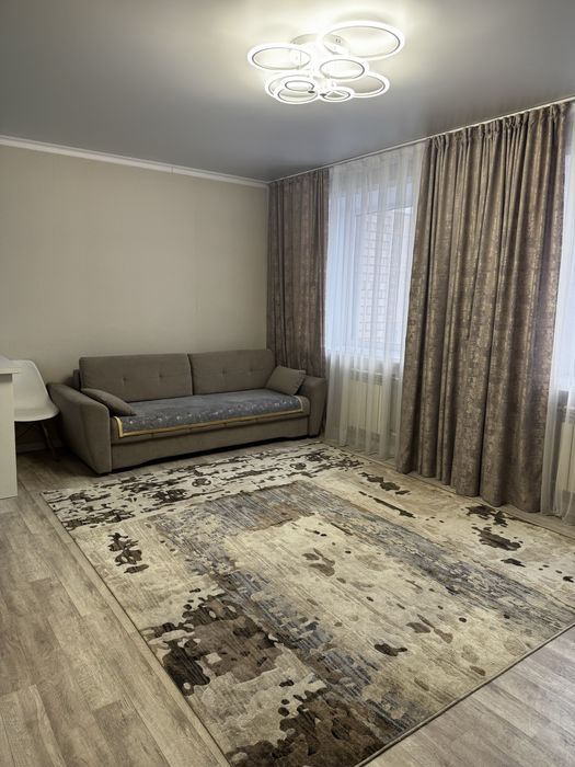 2 х ком кв ЖК Женис