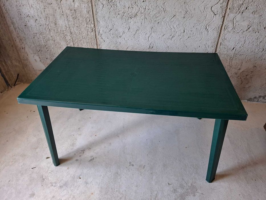 Masa dreptunghiulara Domingo, verde Pret:-1̶5̶0̶-100lei