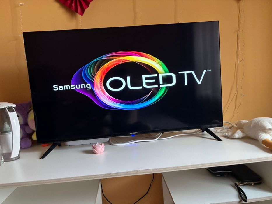 Телевизор Samsung Smart TV