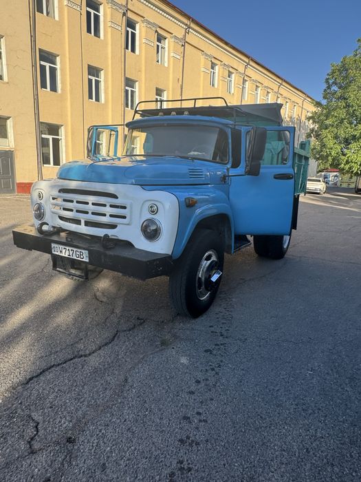 ZIL 1989 yil Sotiladi