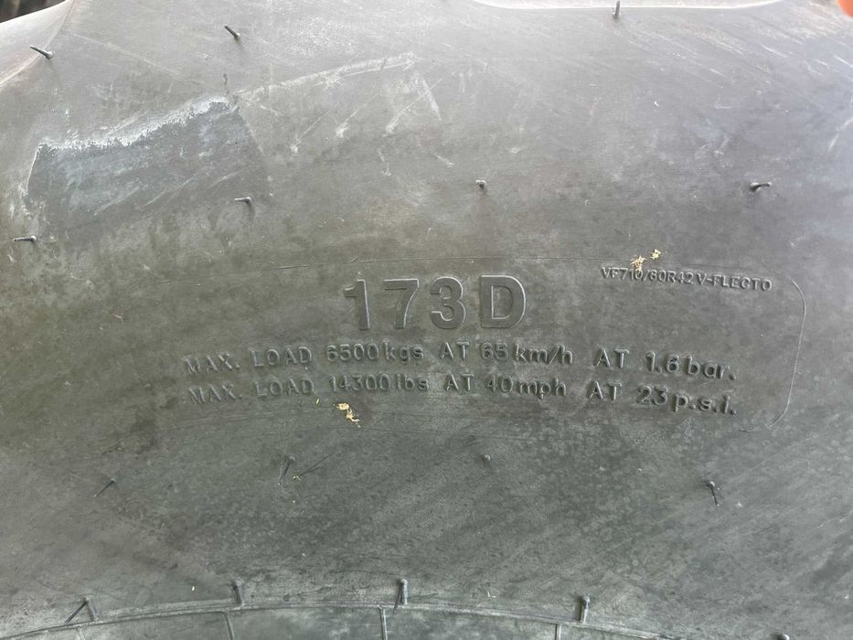 VF 710/60r42 Cauciucuri Radiale Tractor BKT Livrare 173D