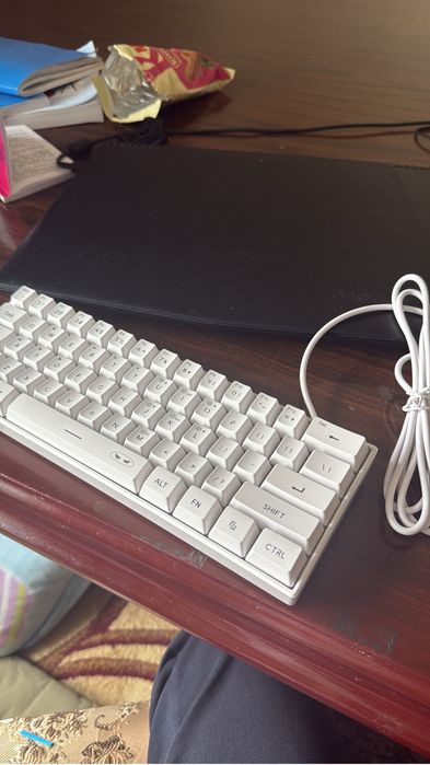 продаеться игровой клавиатура