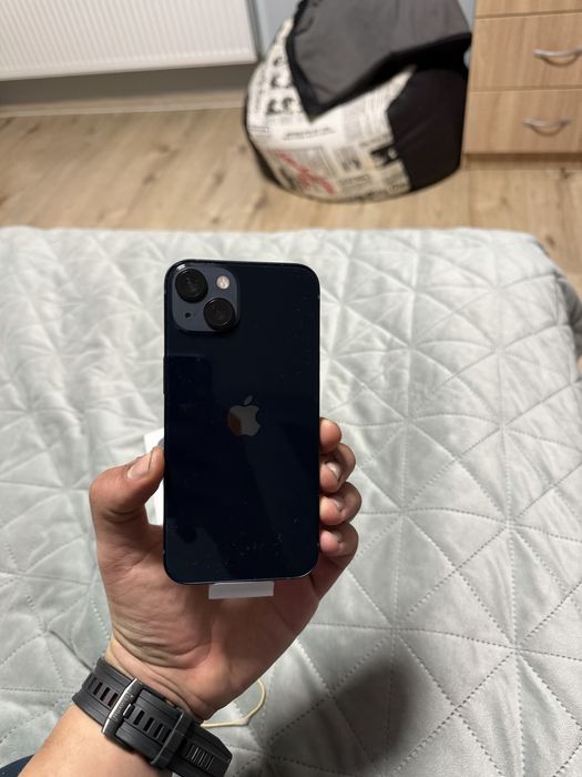 Iphone 13 128 gb  цвят midnight