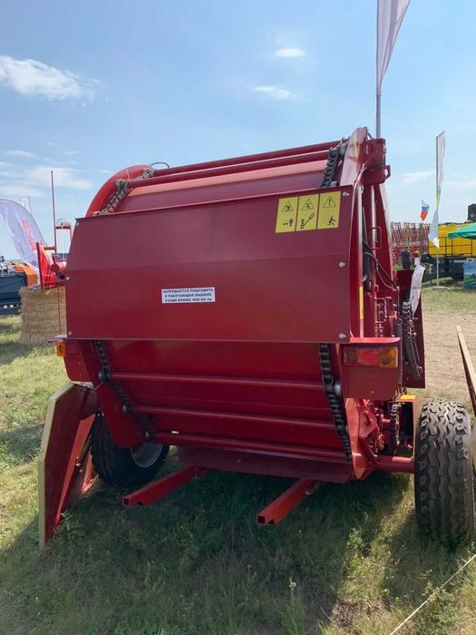 Рулонный пресс-подборщик ПР-145