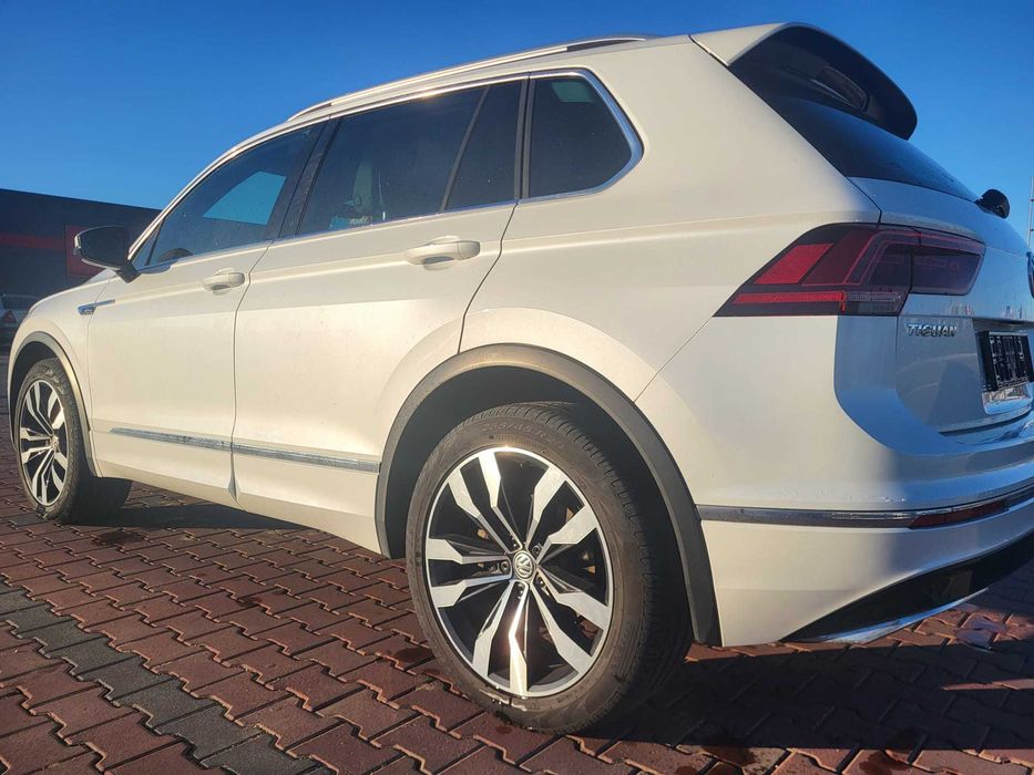 URGENT! Vw Tiguan 2.0 TDI DPF DSG R - line 2018 ,4motion Highline 240