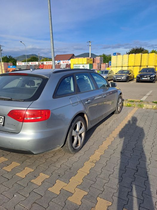 Vand Audi A4 B8 2010