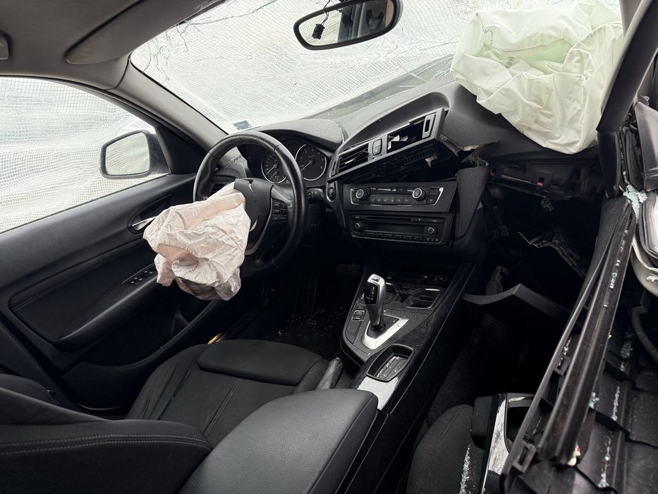 BMW 118D F20 На части