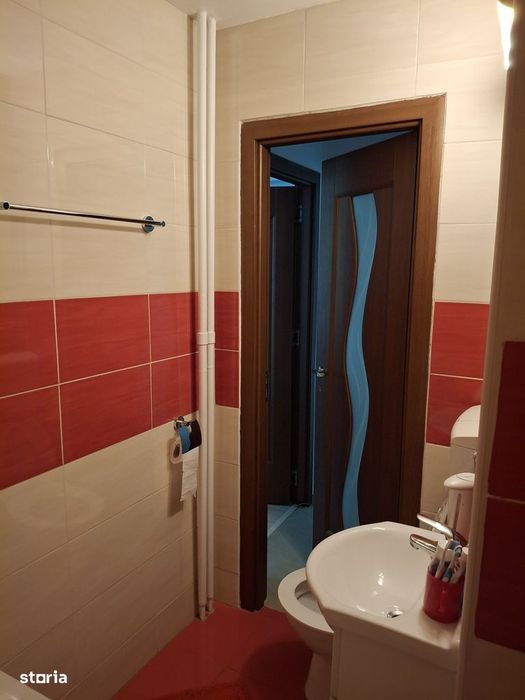 PROPRIETAR -vând apartament doua camere Secuilor  sect 4
